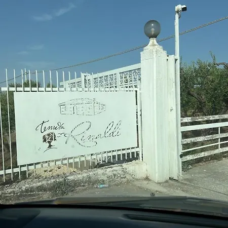 Κατάλυμα σε φάρμα Domus Tenuta Rinaldi